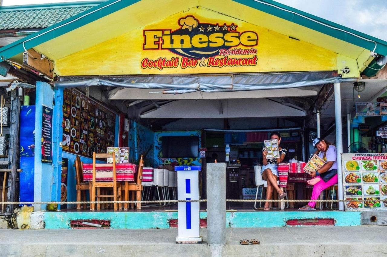 Finesse Residencia Cocktail Bar And Restaurant Ξενοδοχείο Puerto Galera Εξωτερικό φωτογραφία